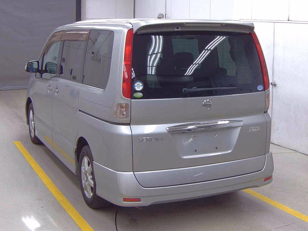 NISSAN SERENA