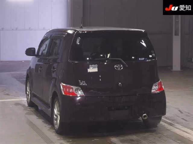 TOYOTA BB