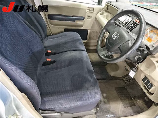HONDA LIFE