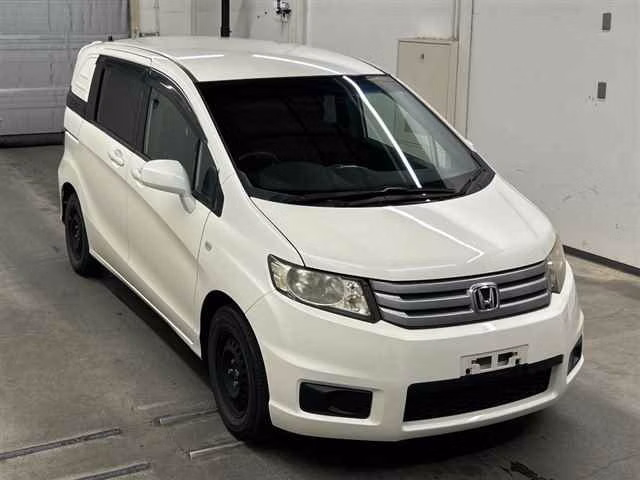 HONDA FREED SPIKE
