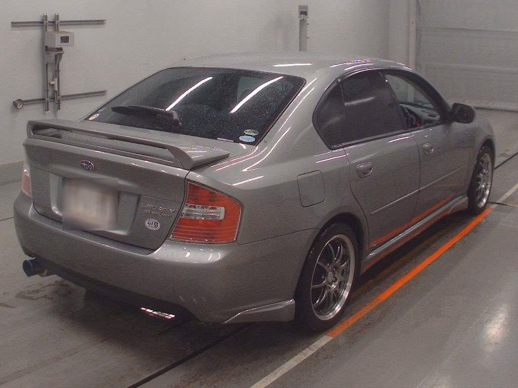 SUBARU LEGACY B4
