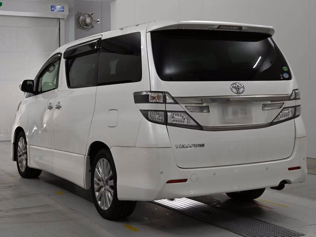 TOYOTA VELLFIRE