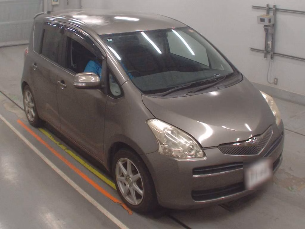 TOYOTA RACTIS