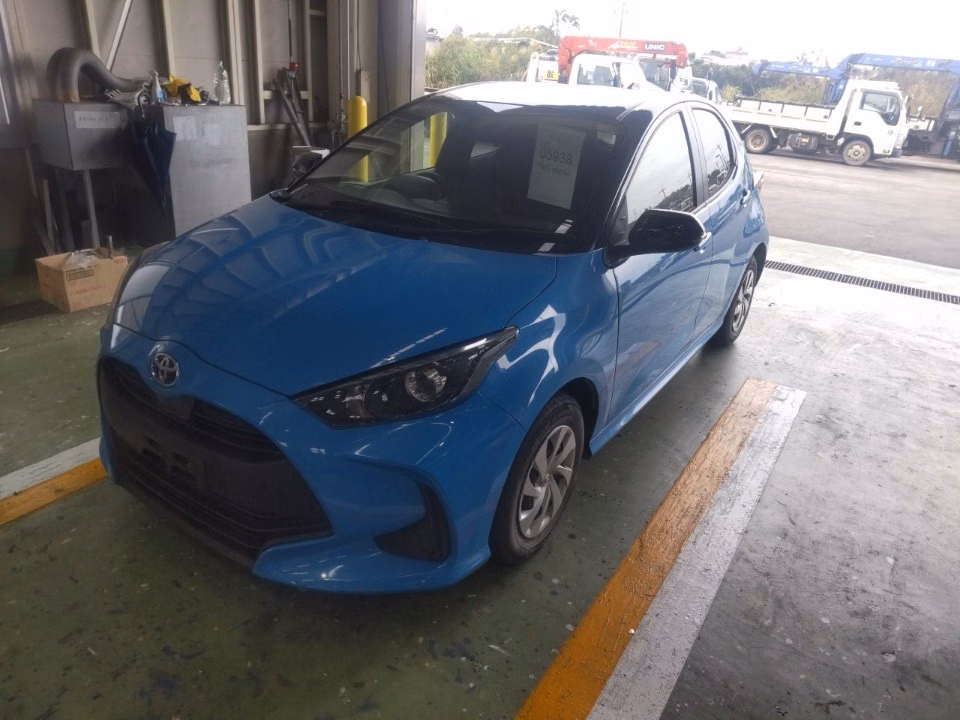 TOYOTA YARIS