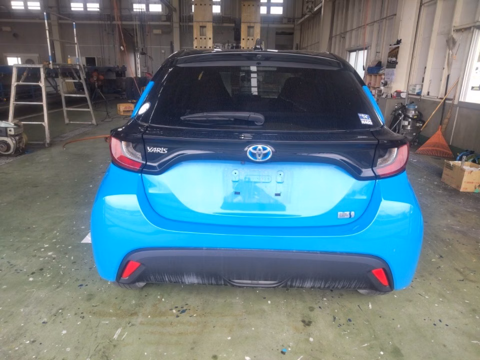 TOYOTA YARIS