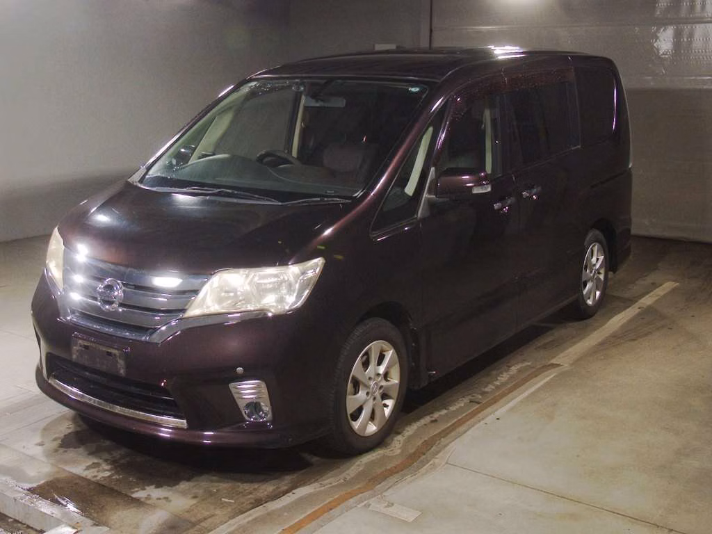 NISSAN SERENA
