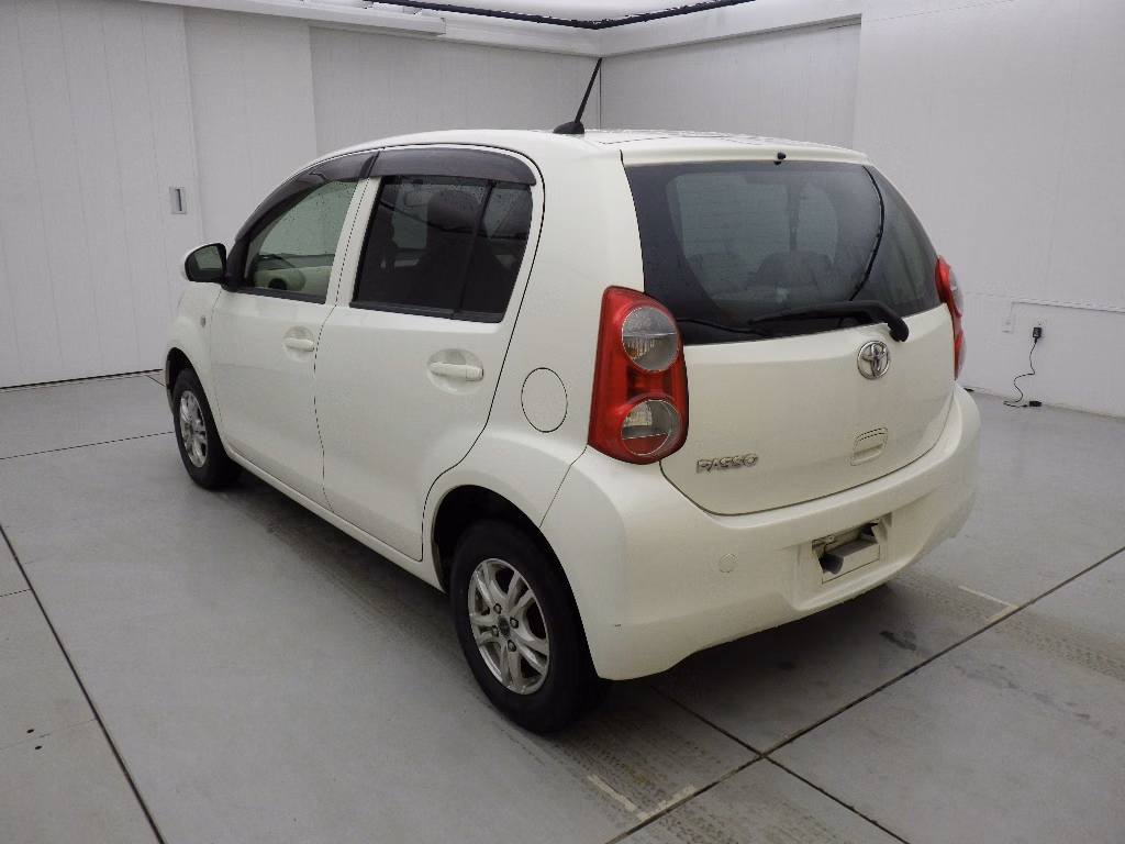 TOYOTA PASSO