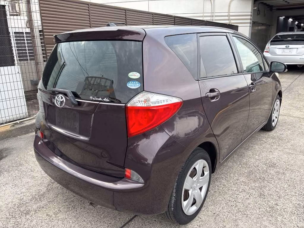 TOYOTA RACTIS