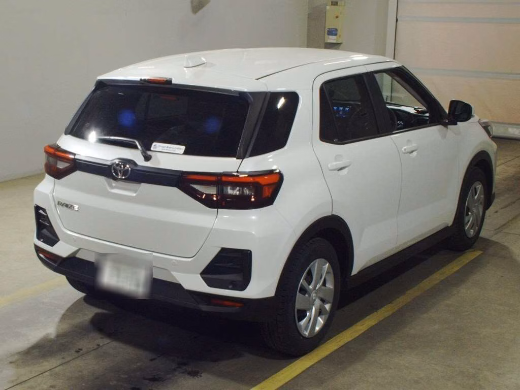 TOYOTA RAIZE