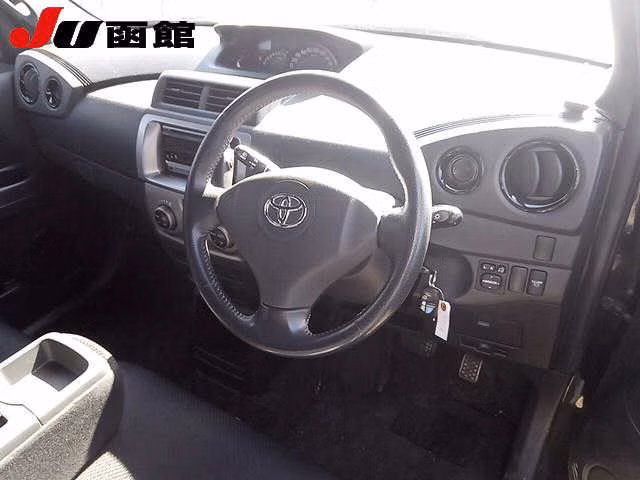 TOYOTA BB