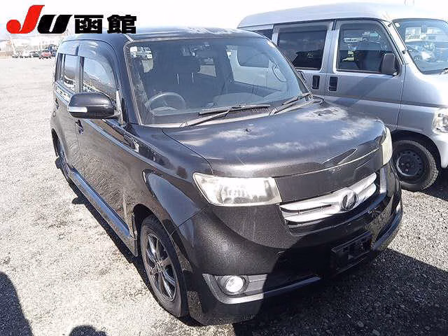 TOYOTA BB