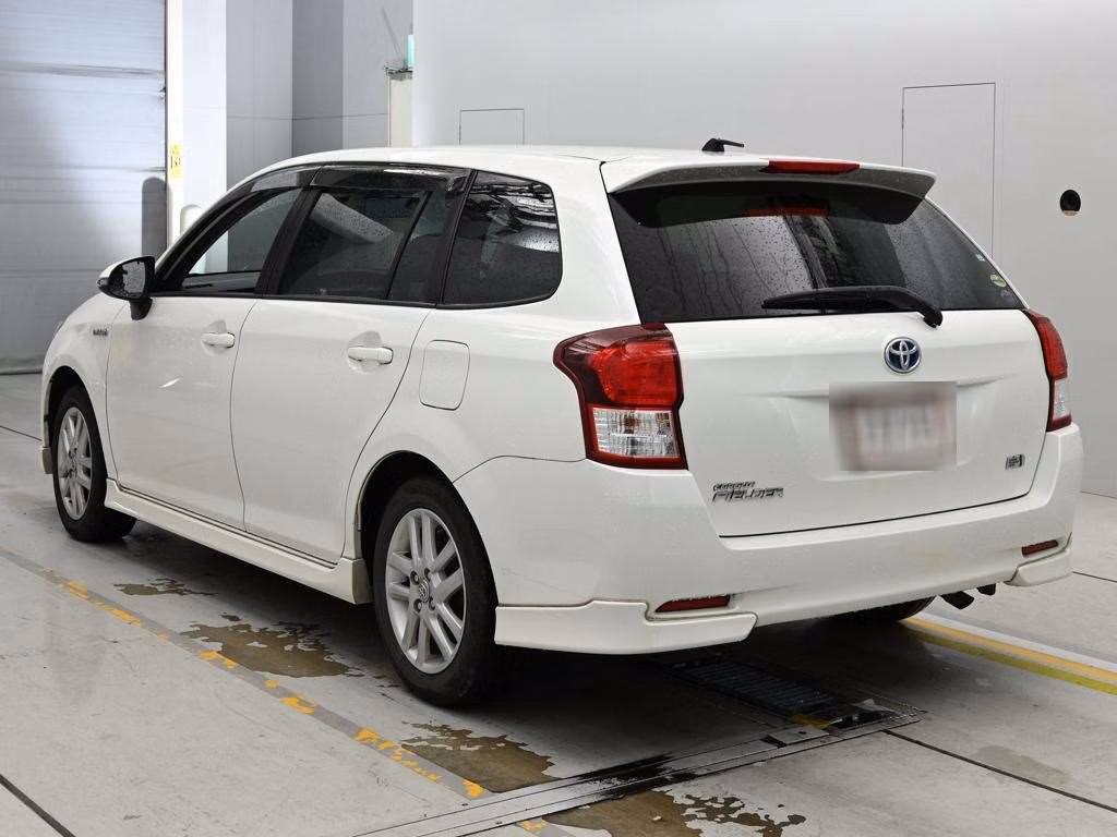 TOYOTA COROLLA FIELDER