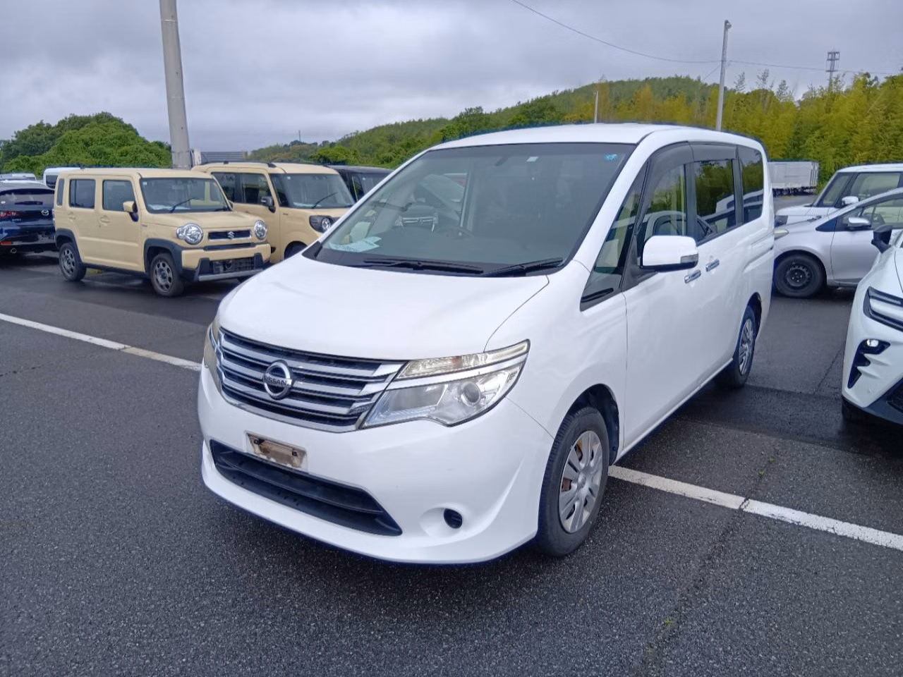 NISSAN SERENA