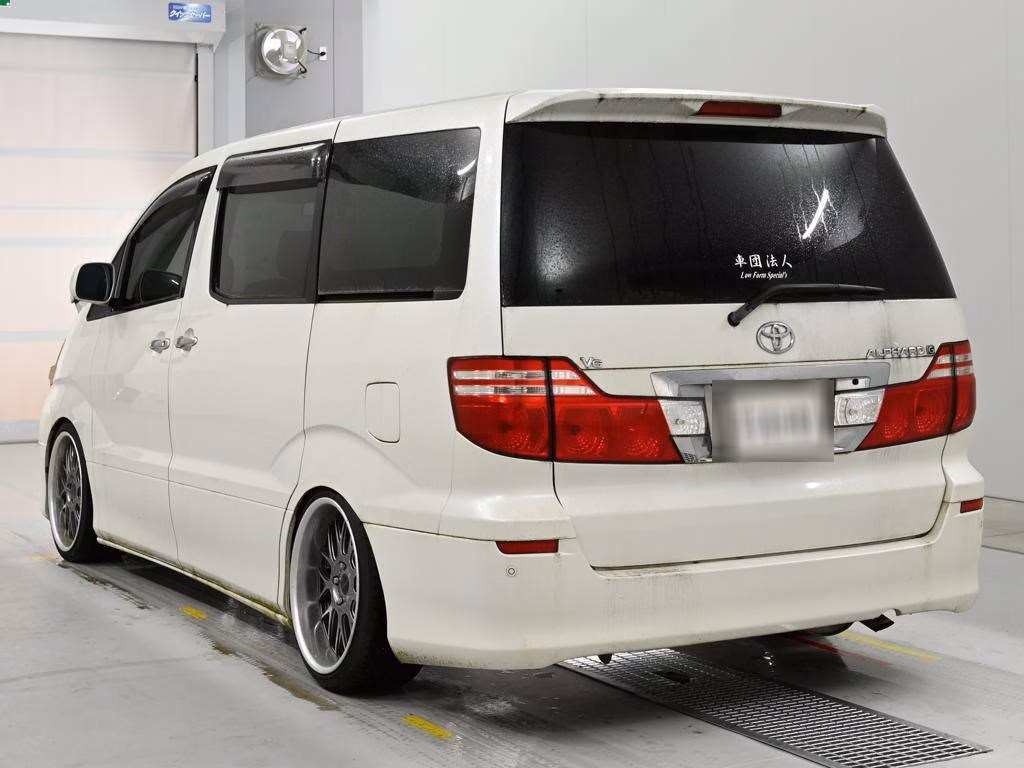 TOYOTA ALPHARD