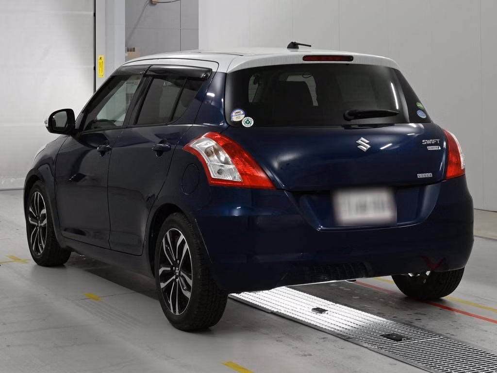 SUZUKI SWIFT