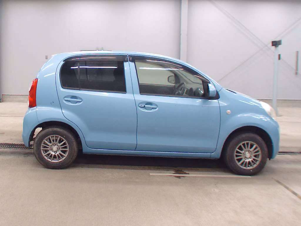 TOYOTA PASSO