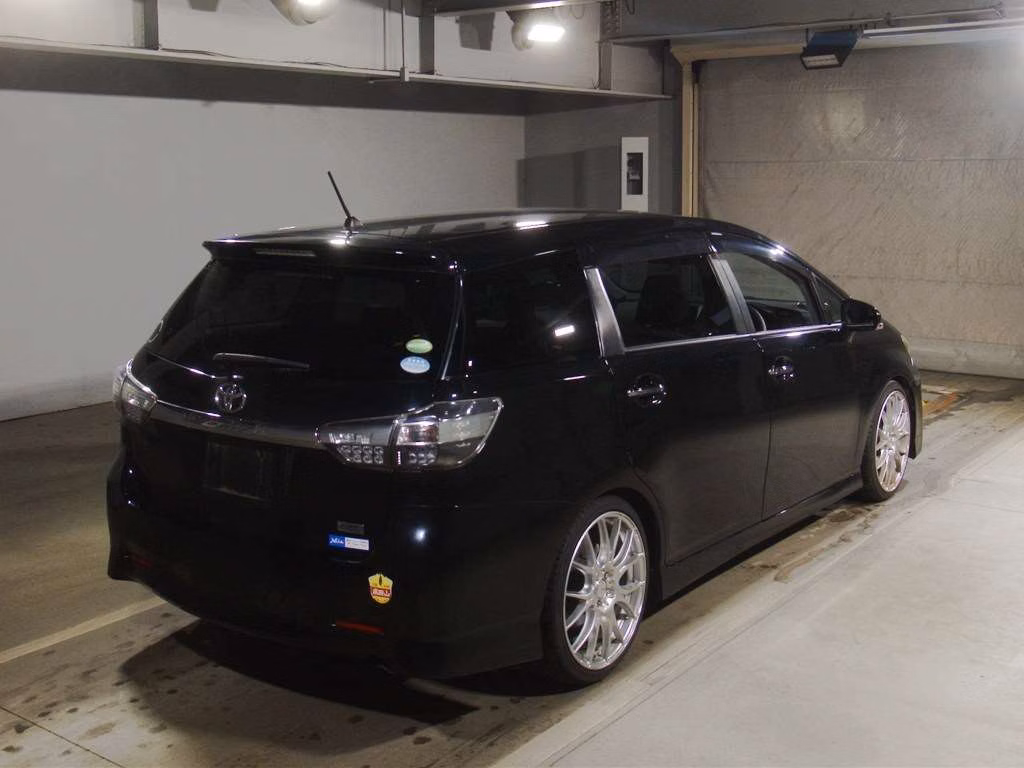 TOYOTA WISH