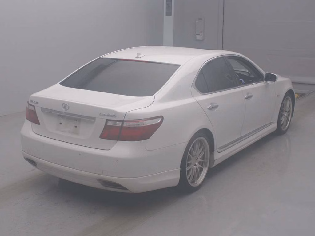 LEXUS LS460