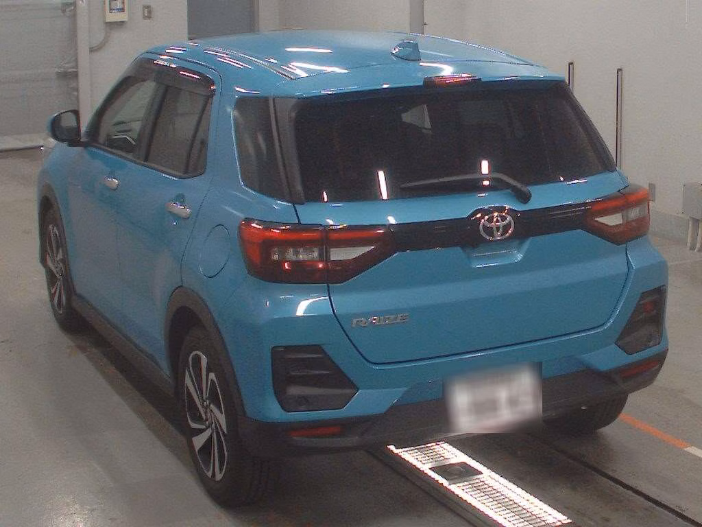 TOYOTA RAIZE