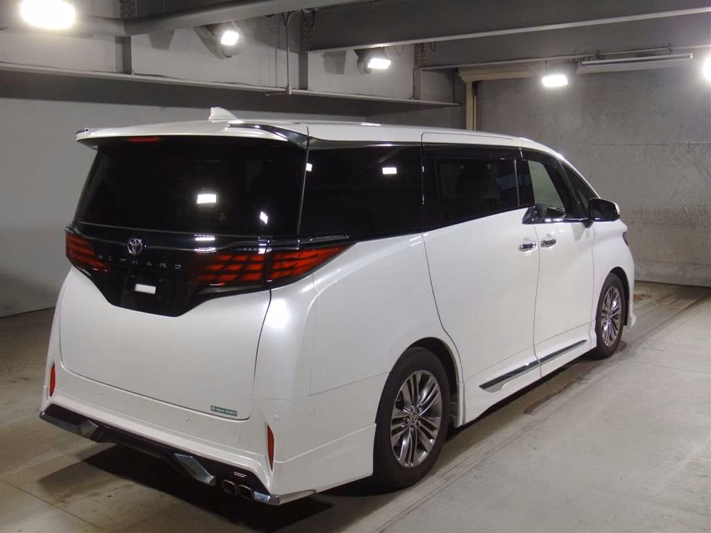 TOYOTA ALPHARD