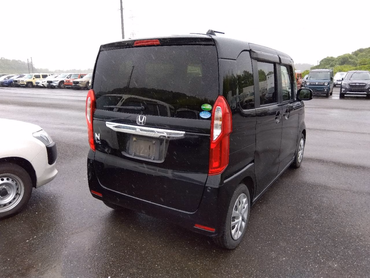 HONDA N-BOX