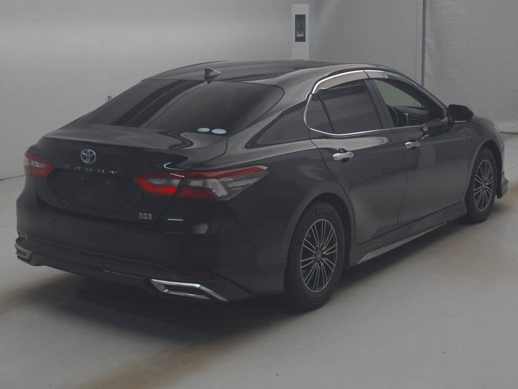 TOYOTA CAMRY