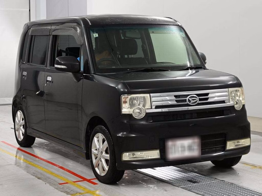 DAIHATSU MOVE CONTE