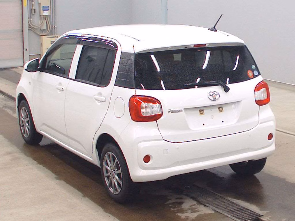 TOYOTA PASSO