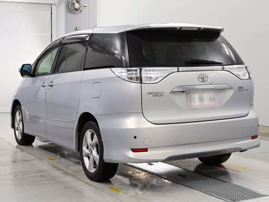 TOYOTA ESTIMA
