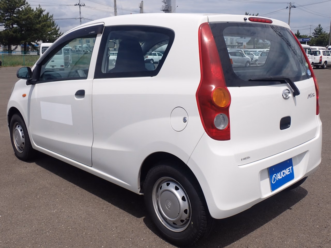 DAIHATSU MIRA