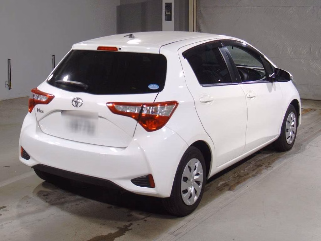TOYOTA VITZ