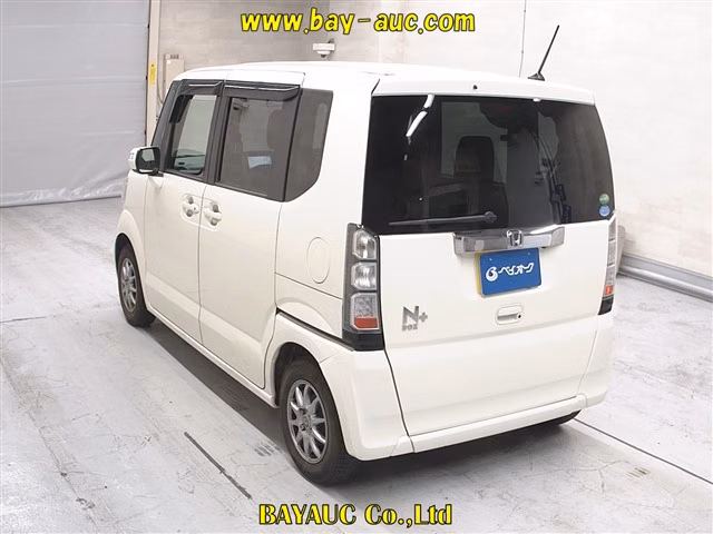 HONDA N-BOX+