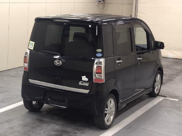 DAIHATSU TANTO EXE