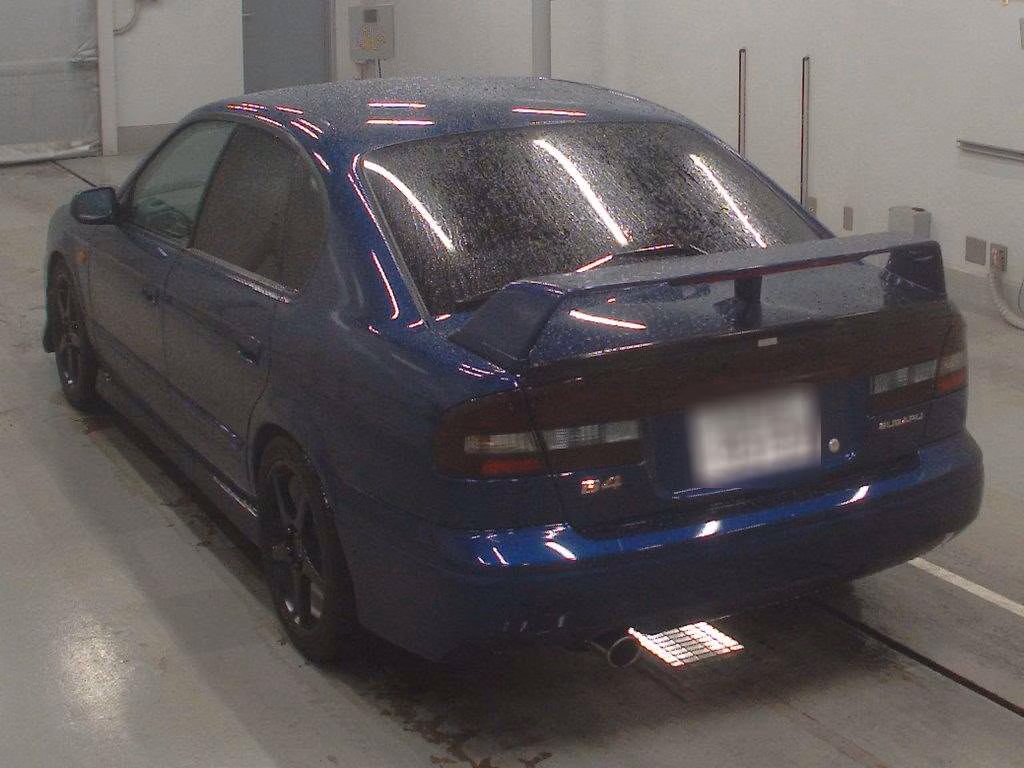 SUBARU LEGACY B4