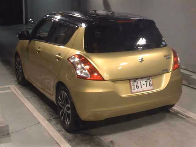 SUZUKI SWIFT
