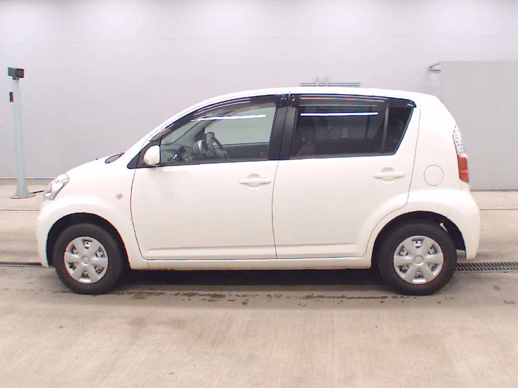 DAIHATSU BOON