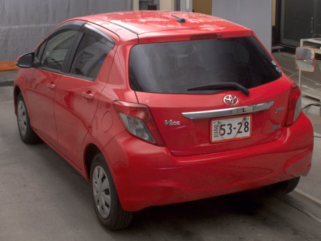 TOYOTA VITZ