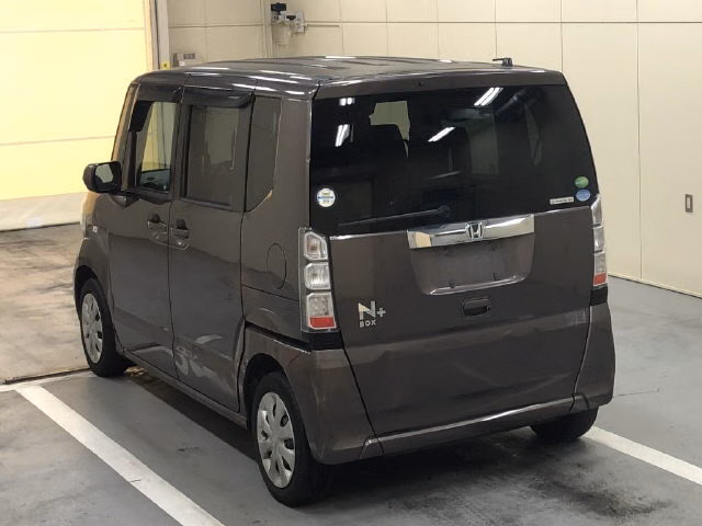 HONDA N-BOX+