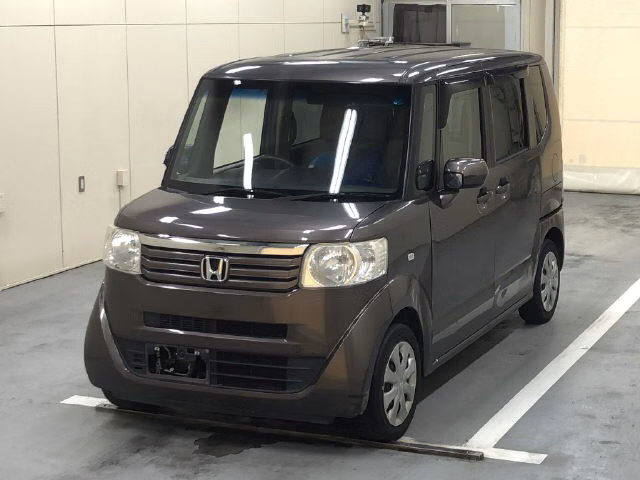 HONDA N-BOX+