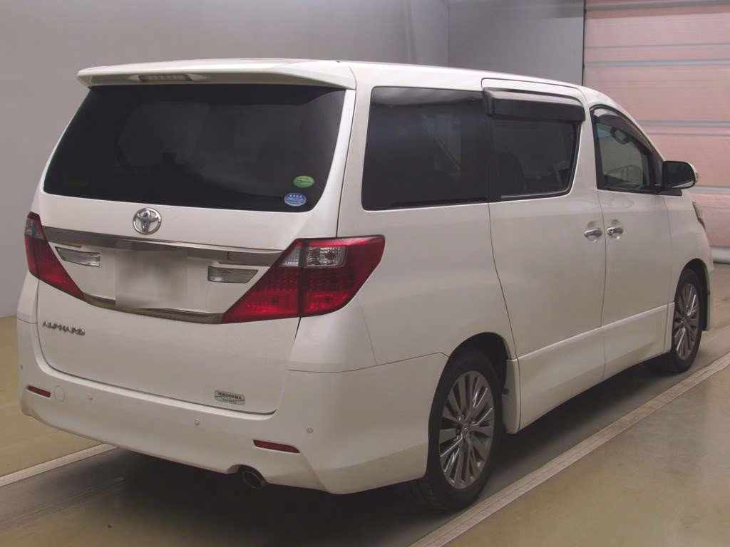 TOYOTA ALPHARD