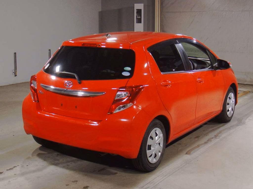 TOYOTA VITZ