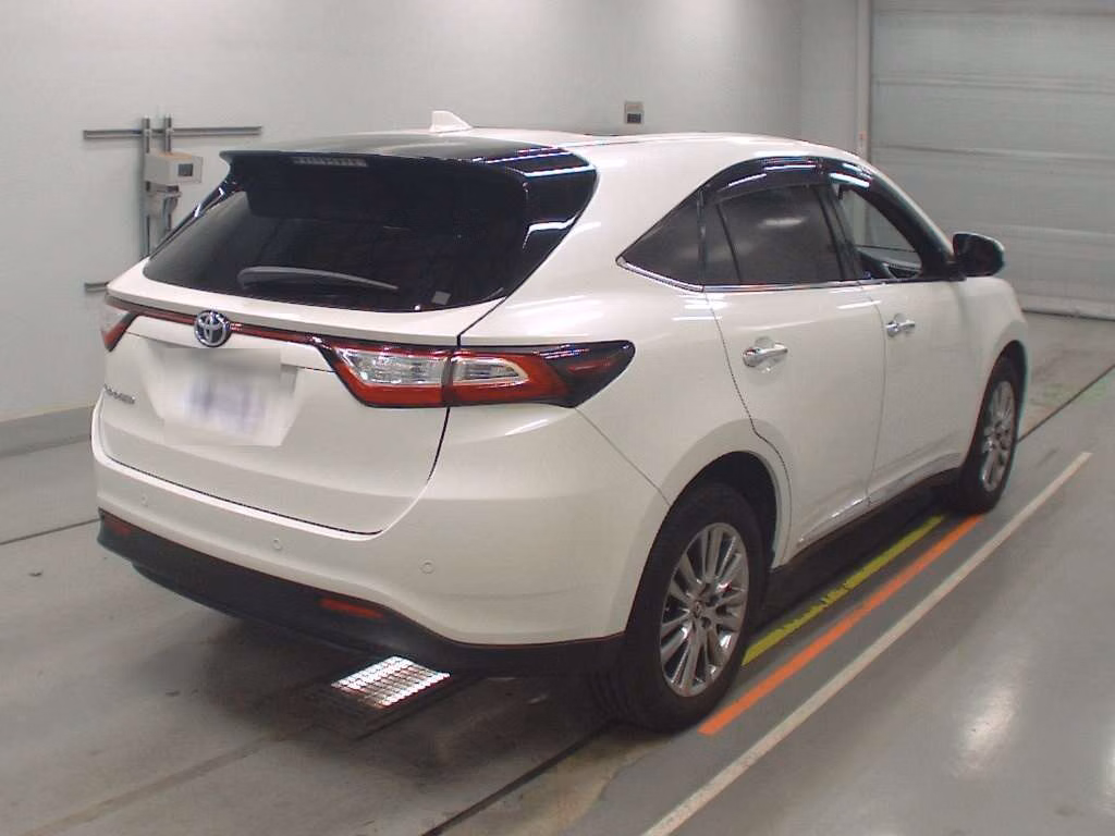 TOYOTA HARRIER