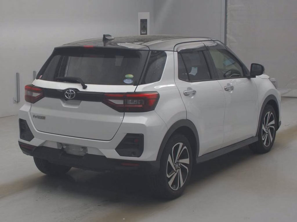 TOYOTA RAIZE
