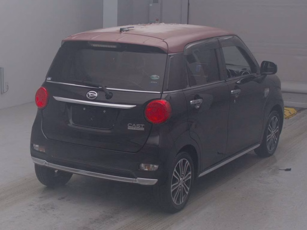 DAIHATSU CAST