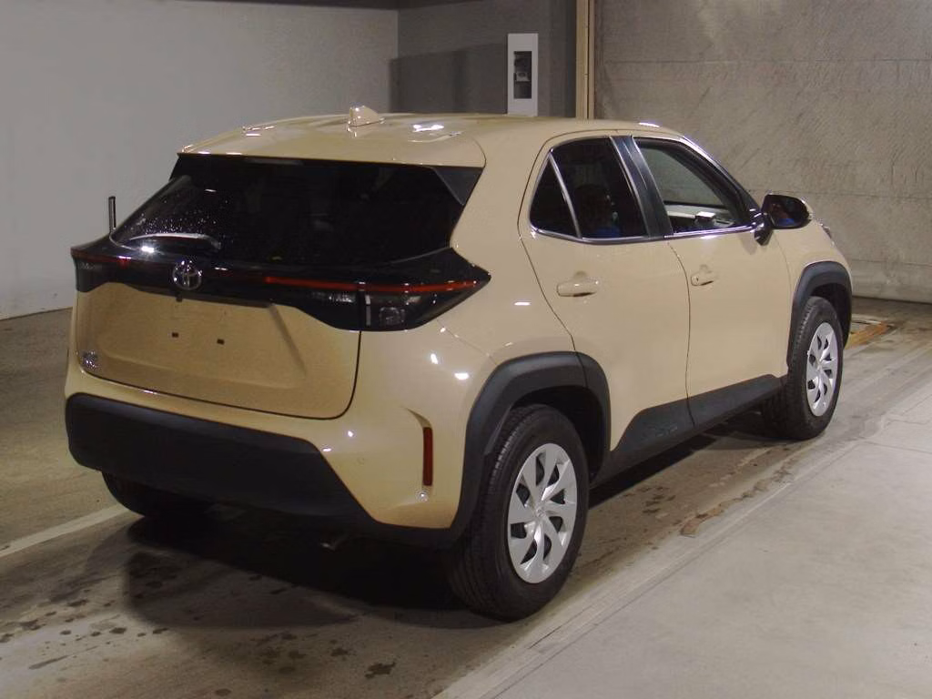 TOYOTA YARIS CROSS