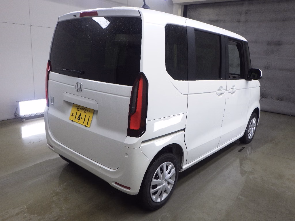 HONDA N-BOX