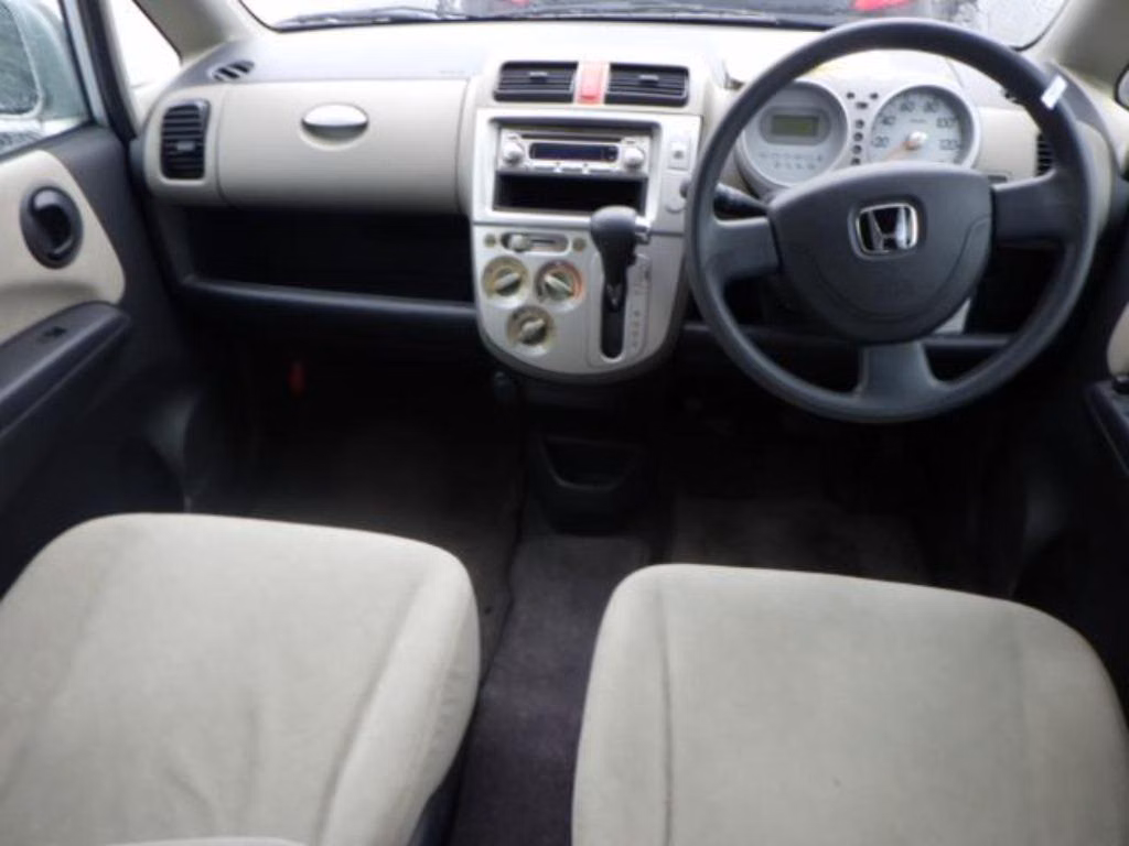 HONDA LIFE