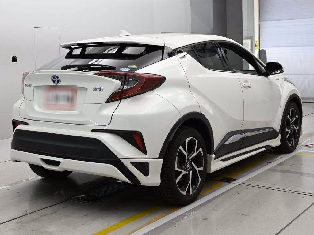 TOYOTA C-HR