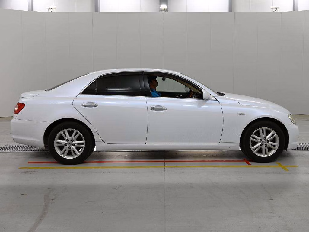 TOYOTA MARK X