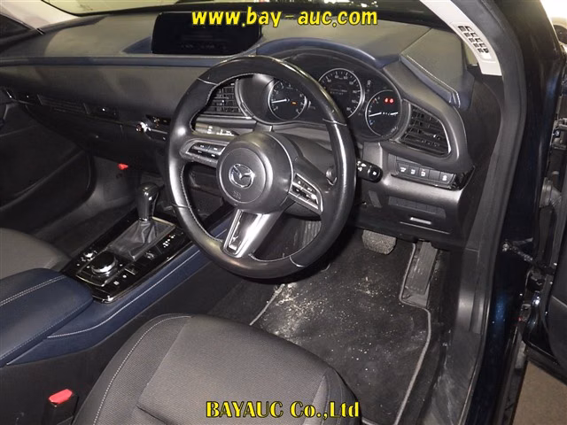 MAZDA CX-30